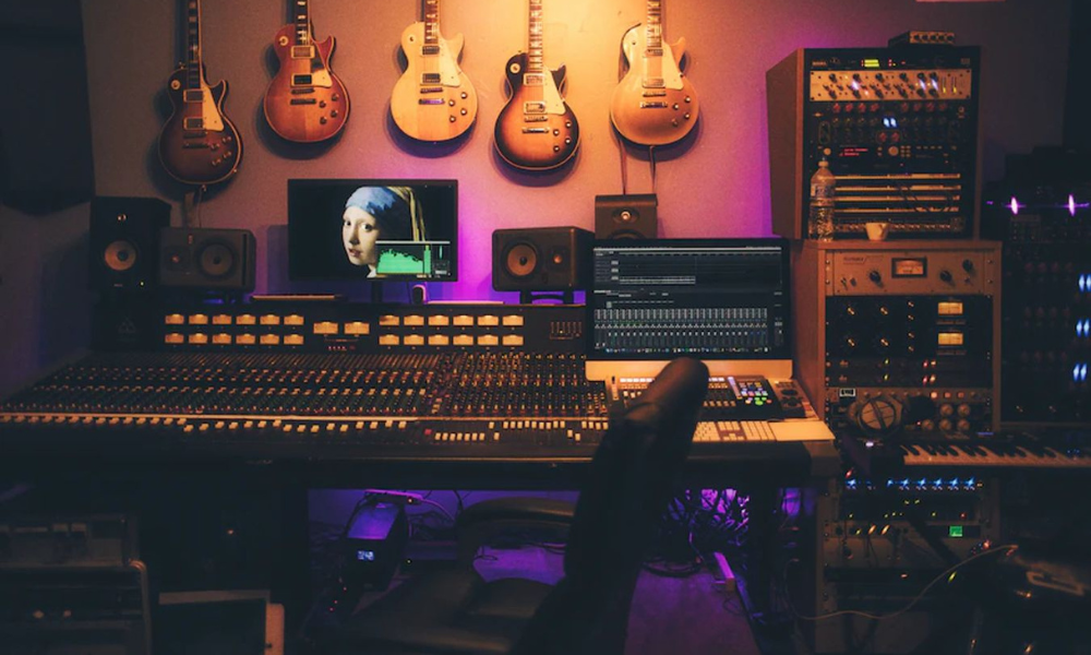 How to Build a Home Studio for Professional Sound Production