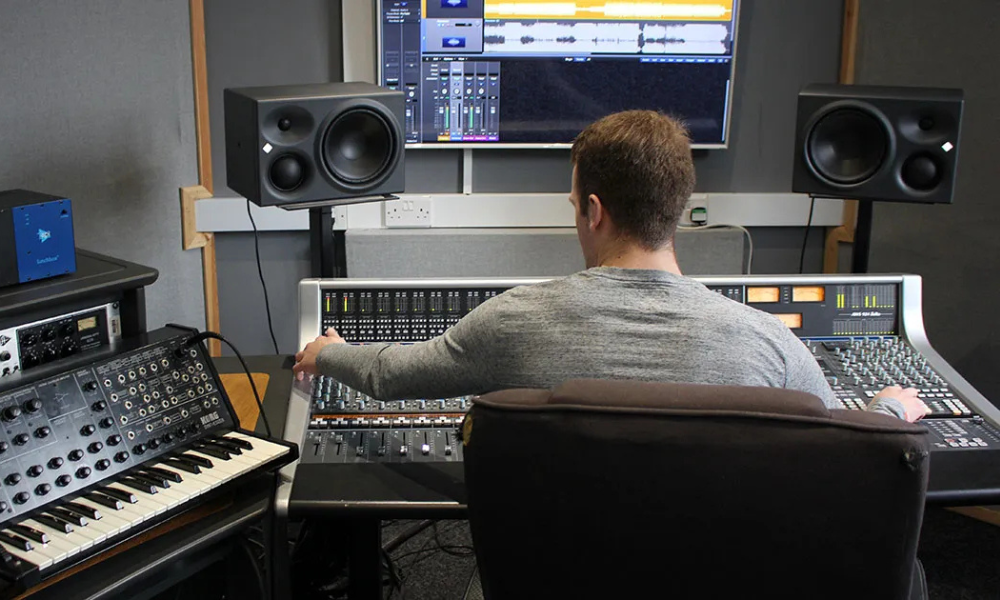 The Ultimate Beginner’s Guide to Sound Production